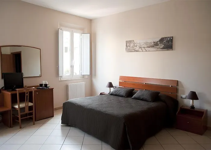 San Отель Феррара